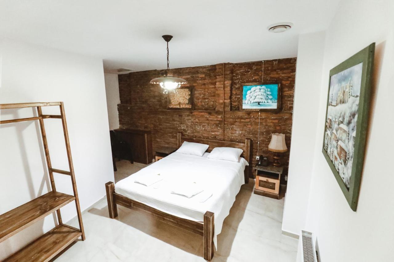 Hotel Verdzi Kʼutʼaisi Exterior foto